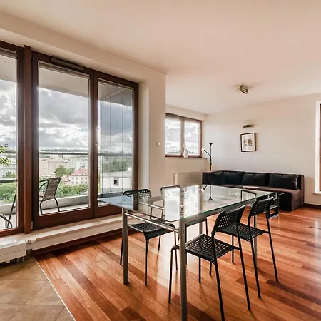 Apartment Sea Towers *